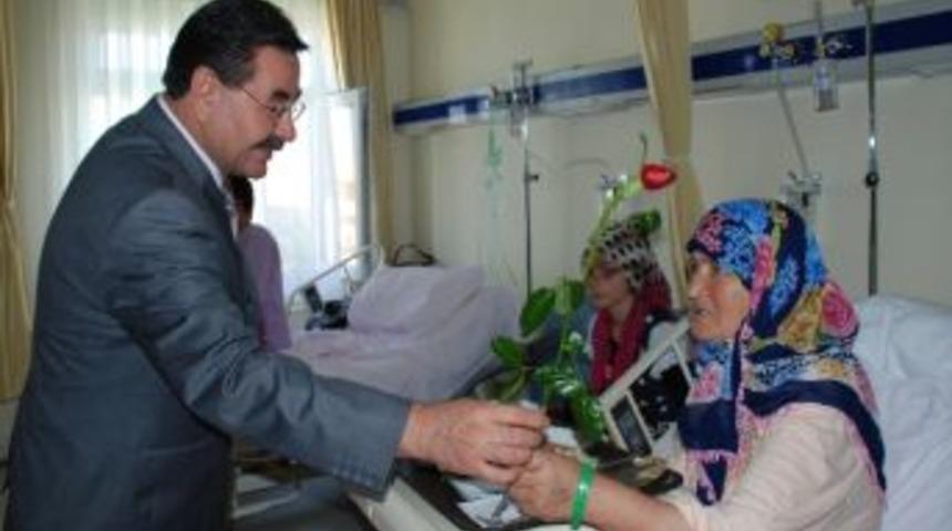 Başkan Yakup Odabaşı&rsquo;ndan 8 Mart D&uuml;nya Kadınlar G&uuml;n&uuml; Mesajı