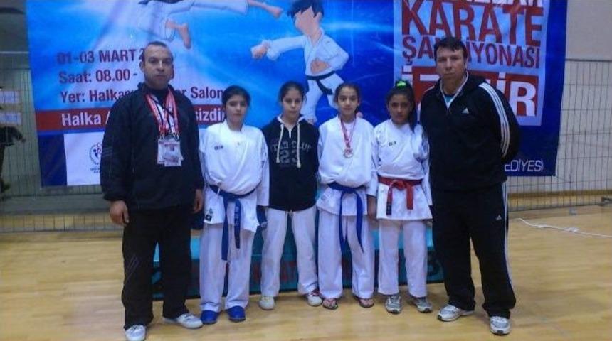 Şahinbey Belediye Sporlu Karateci T&uuml;rkiye 2&rsquo;ncisi Oldu