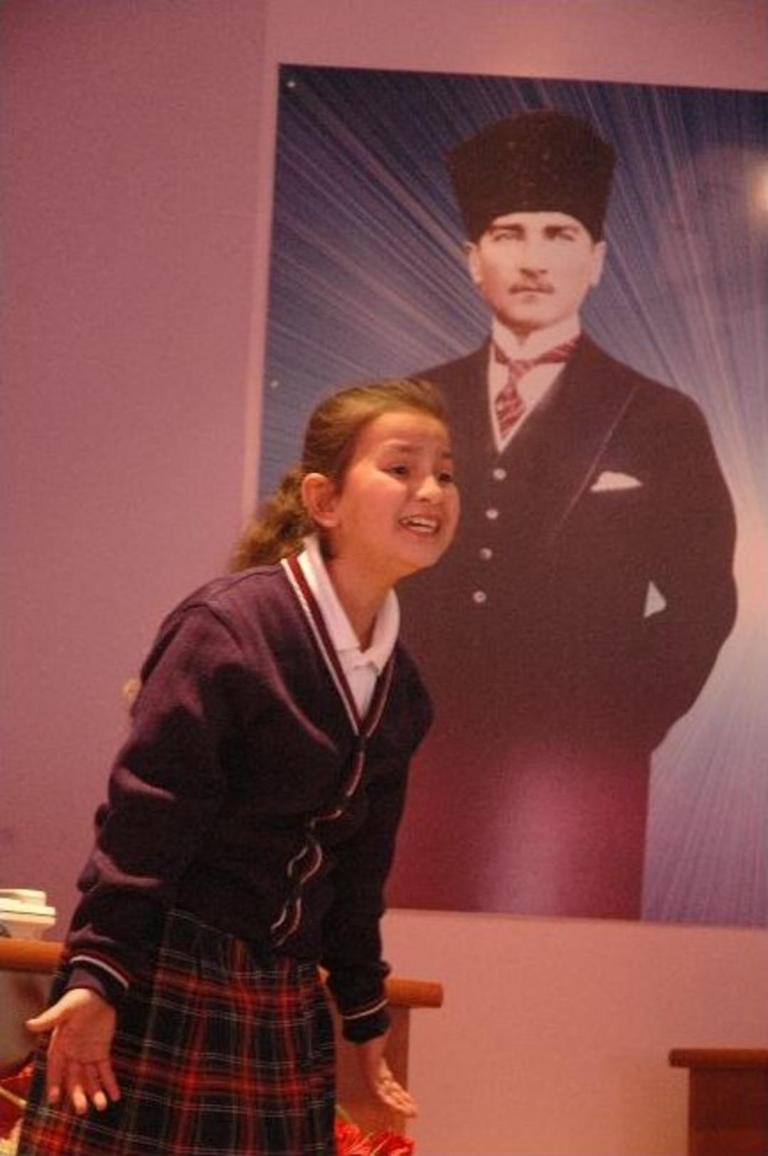 İstiklal Marşı`nın Tamamını Okuma Yarışması