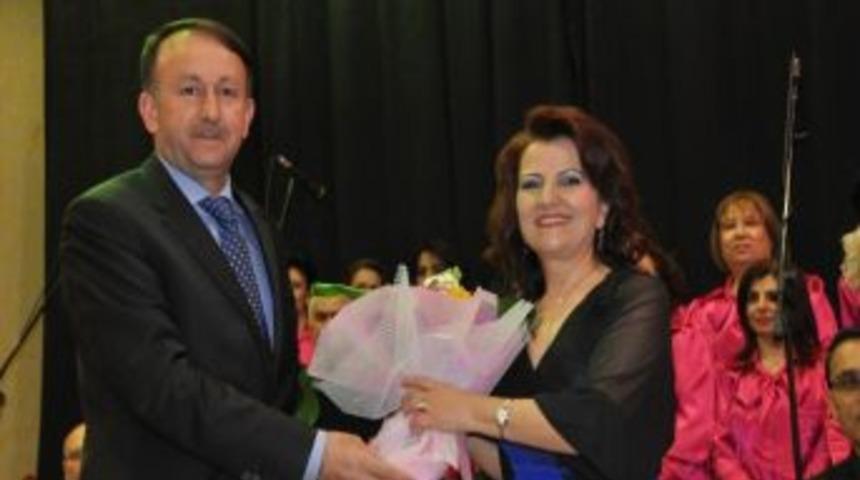 Türk Sanat Müziği Korosundan Muhteşem Konser