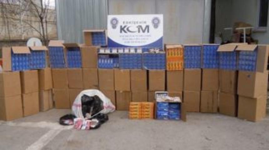 Eskişehir&rsquo;de Ka&ccedil;ak Sigara Ve Makaron Operasyonu