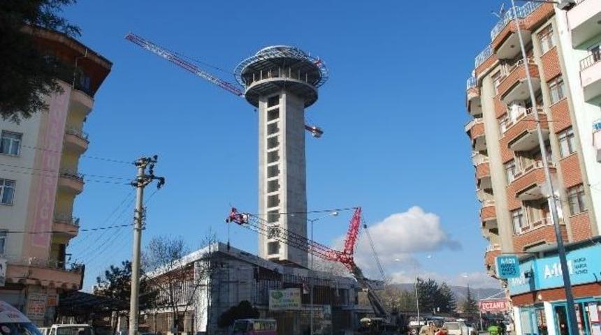 Turhal Kule&rsquo;de Belediyenin Kasasından Para &Ccedil;ıkmadı