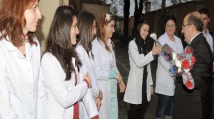 8 Mart D&uuml;nya Kadınlar G&uuml;n&uuml;