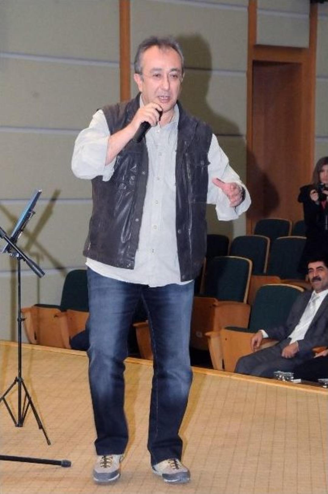 Tayfun Talipolğu:&ldquo;t&uuml;rkiye&rsquo;de Kadınlar Erkeklerden Daha Delikanlıdır&rdquo;