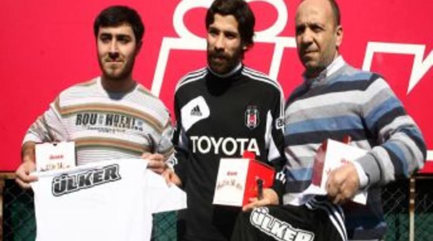 '&Uuml;lker Ayın Gol&uuml;' Ocak Ayı Galibi Olcay Şahan Oldu