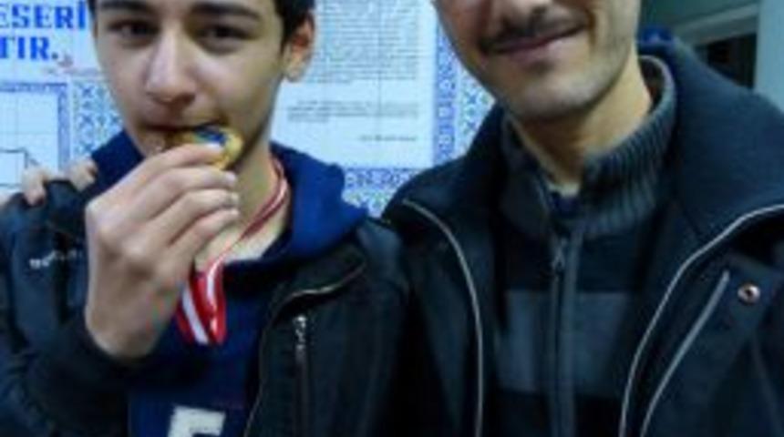 T&uuml;rkiye Satran&ccedil; Şampiyonası'nda Rize&rsquo;yi Onur Yazıcı Temsil Edecek