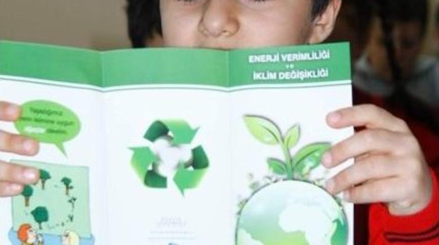 İklim Değişikliğini &Ouml;ğrencilere Anlatıyorlar