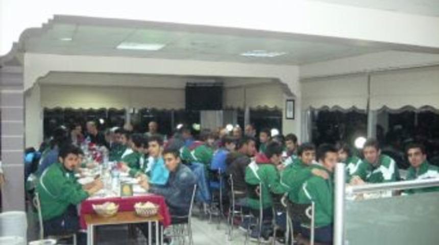 Bozdoğan Belediyespor Acarlar Ma&ccedil;ına &Uuml;&ccedil; Puan İ&ccedil;in &Ccedil;ıkacak