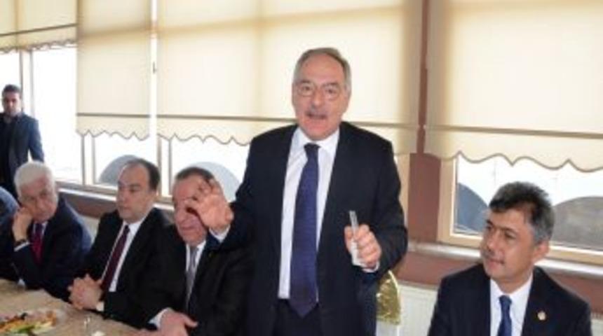 CHP'li Ko&ccedil;: K&uuml;rt Sorununun &Ccedil;&ouml;z&uuml;m&uuml;ne Değil, Gizli Kapaklı Pazarlığa Karşıyız