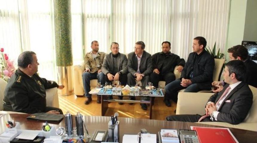 Alay Komutanı Ak&ccedil;a&rsquo;dan Gen&ccedil;lere İade-i Ziyaret