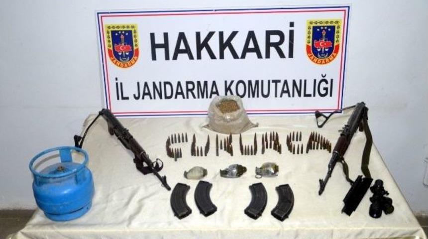 &Ccedil;ukurca&rsquo;da Pkk&rsquo;ya Ait Silah Ve El Bombaları Bulundu