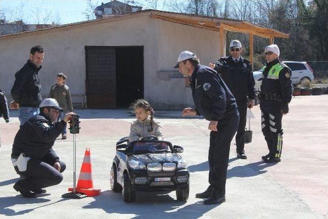 Miniklere Trafik Eğitimi