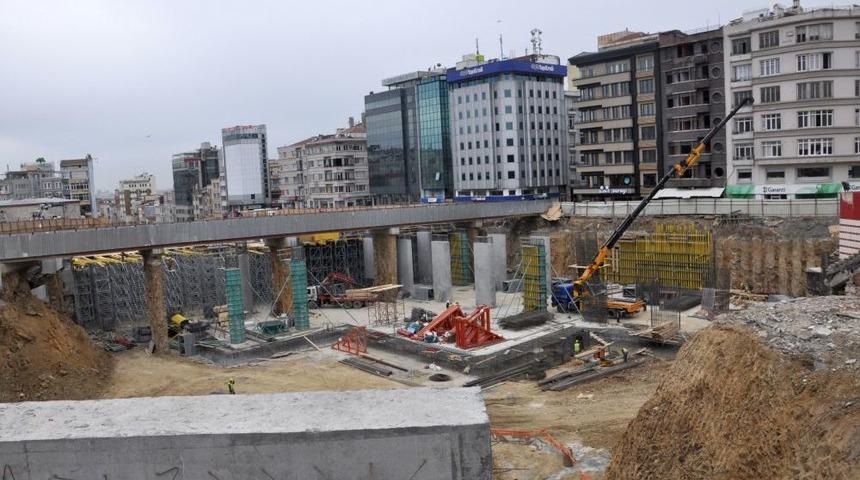 Taksim&rsquo;de Bulunan Tarihi Kemer Kaldırılacak