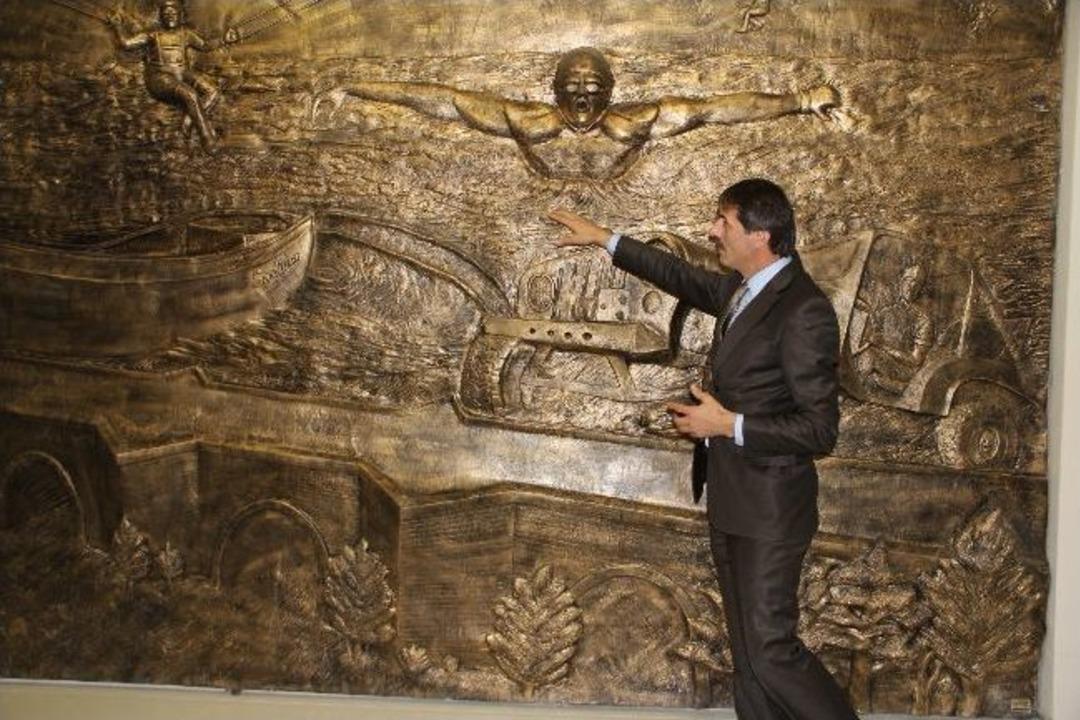 Serdivan Belediye Başkanı Yusuf Alemdar Yeni Hizmet Binasını Tanıttı