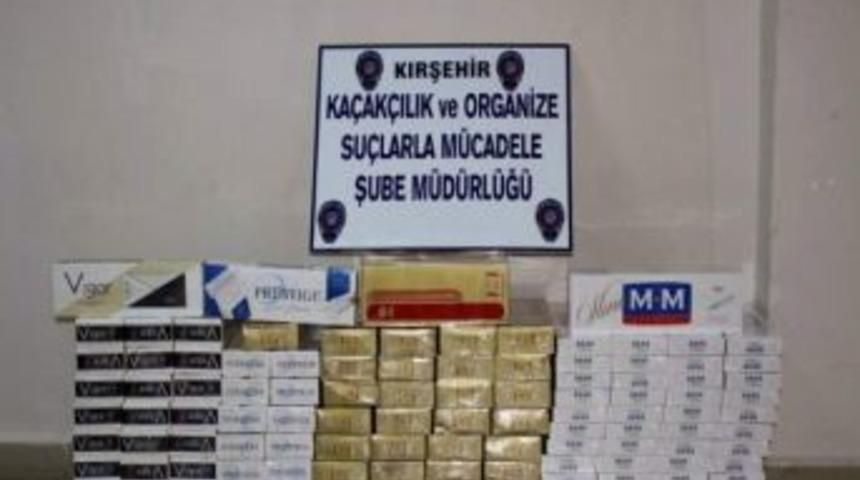 3 Yolcu Otob&uuml;s&uuml;nde 4 Bin 171 Paket Ka&ccedil;ak Sigara Ele Ge&ccedil;irildi