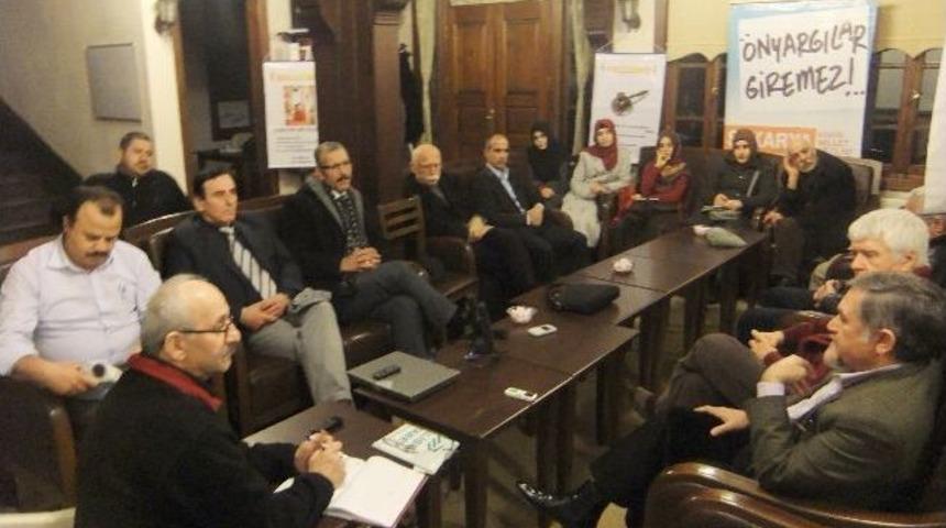 Kadına Şiddet Evle Sınırlı D&uuml;ş&uuml;n&uuml;lmemeli