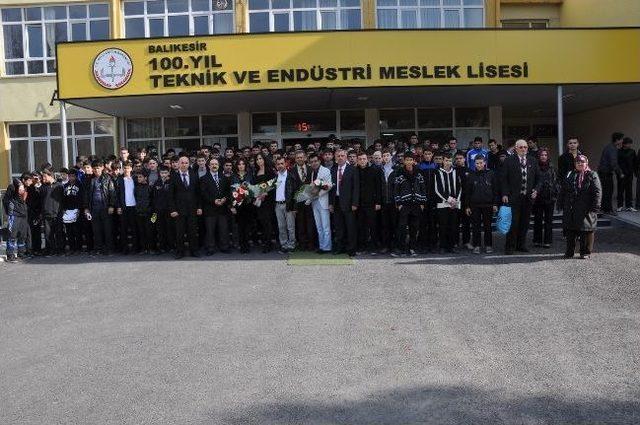 Öğrencilere Medya Ve İletişim Konferansı