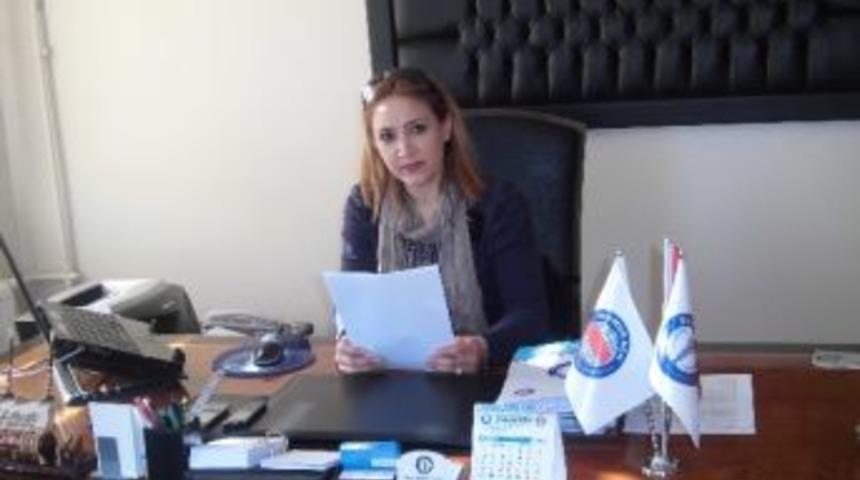 Sağlıkta Kadın &Ccedil;alışan Ve Sorunları Araştırması