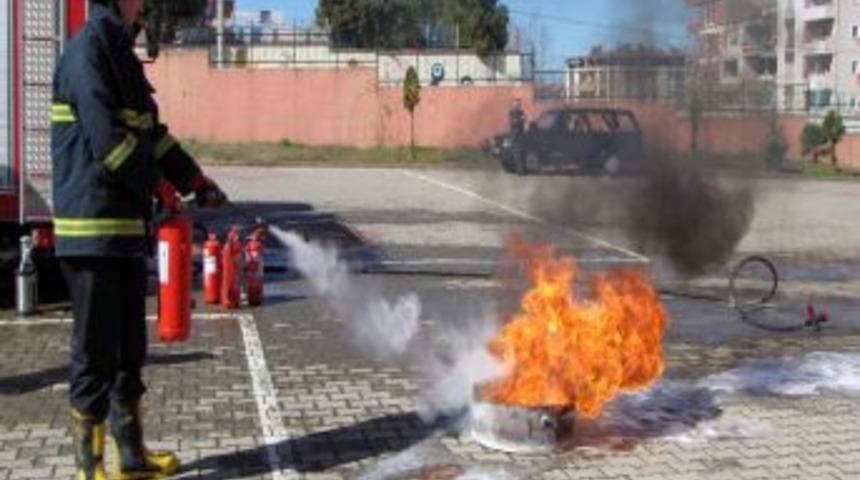 &Uuml;nye'de &Ouml;ğrenciler Yangına Karşı Bilin&ccedil;lendirildi