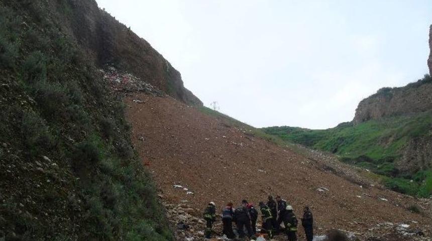 Kedirgen Toplamak İsterken Yuvarlanan Şahsı İtfaiye Kurtardı