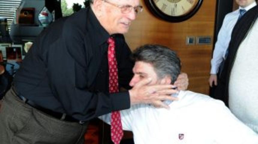 Samsunspor Y&ouml;netimi, Takıma Katkı Verenleri Unutmadı