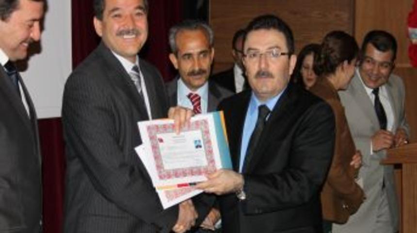 Aksaray&rsquo;da Kaliteli Okullar &Ouml;d&uuml;llendirildi