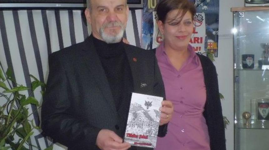 Eski Manisasporlu Futbolcu Kitap Yazdı