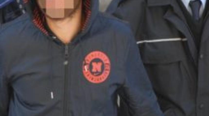 Silahla Ateş A&ccedil;ınca G&ouml;zaltına Alındı