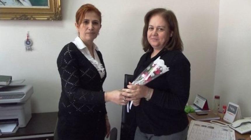 Ak Kadınlardan Emek&ccedil;i Kadınlara Anlamlı Ziyaret