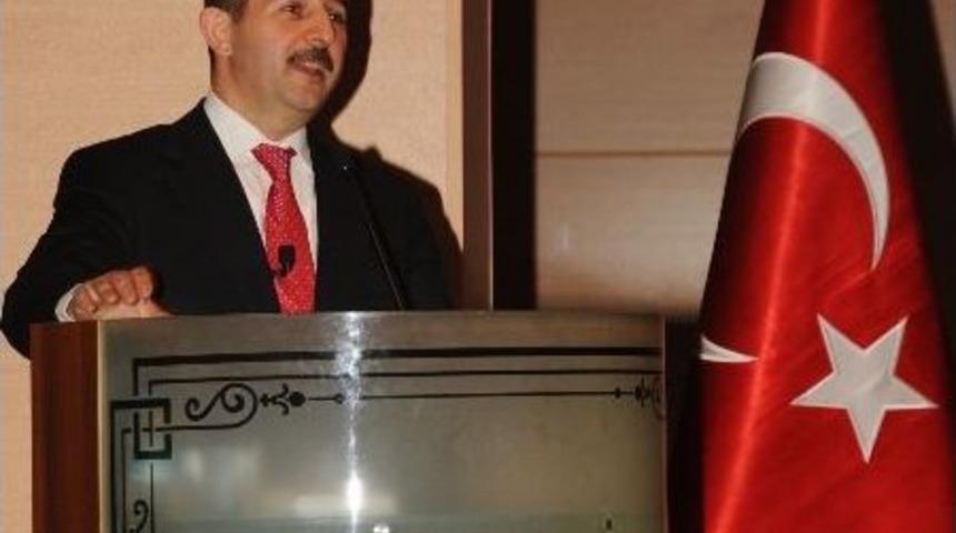 Kbü'de ''hayatın Sırları'' Konferansı Düzenlendi