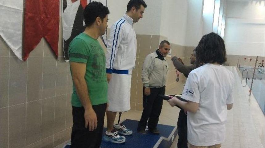 Zekeriye Türkekul Engel Tanımıyor