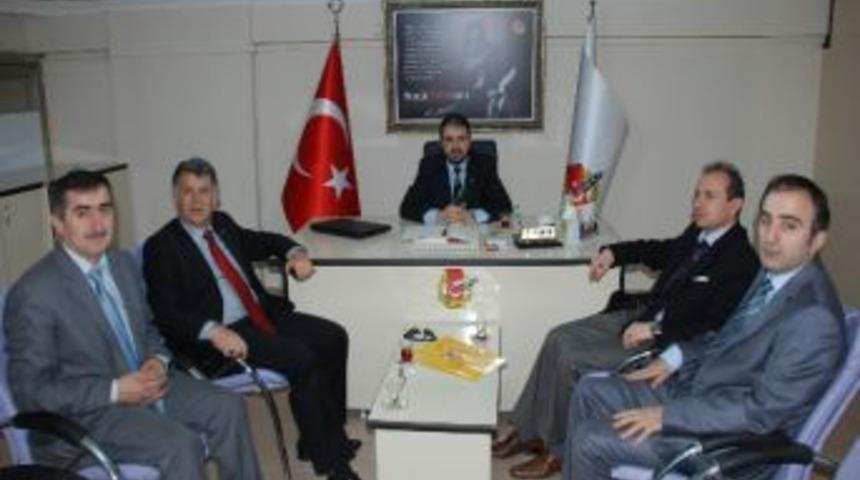 Cumhuriyet Meydanına Mehmet Akif Ve İstiklal Yolu R&ouml;lyefi Geliyor