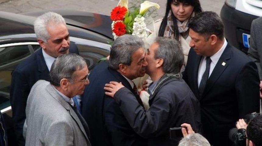 Chp&rsquo;li Gen&ccedil;, İmralı G&ouml;r&uuml;şmelerinin Basına Sızmasını Değerlendirdi