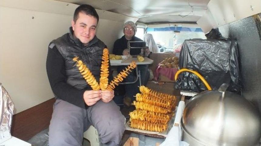 Anneden Oğluna İş Desteği