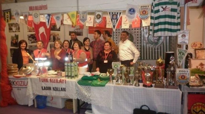 Kızılay Urla Şubesi, 4. Kadın Üretici Fuarı'nda Yerini Aldı