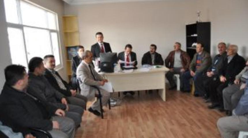 Alaplı'da Tavuk &Uuml;reticleri birliği kongre yaptı