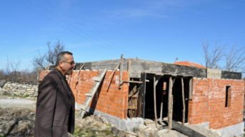 Kıran k&ouml;y&uuml; halkı k&ouml;y konağı yapıyor