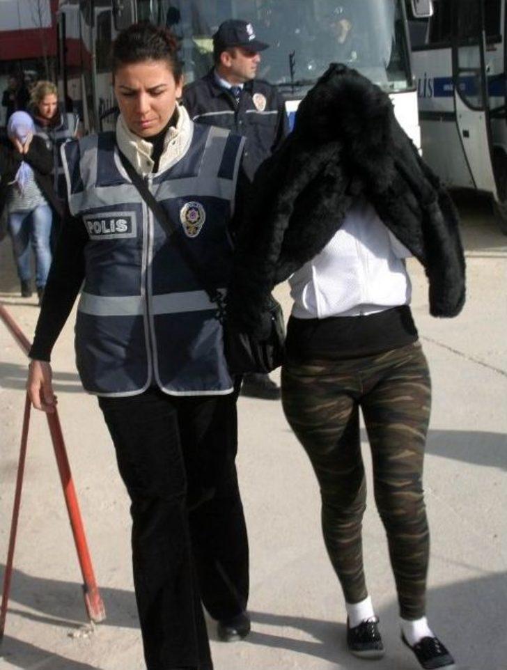 Doktorun limonlu, kestaneli fuhuş çetesi çökertildi G2