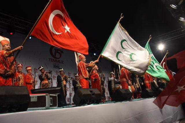 İzmir’de şehitler için anma etkinliği düzenlendi - Ek fotoğraflar