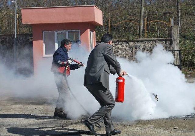 Trabzon’da Öğrencilerin Yangınla İmtihanı Başarılı Sonuçlandı