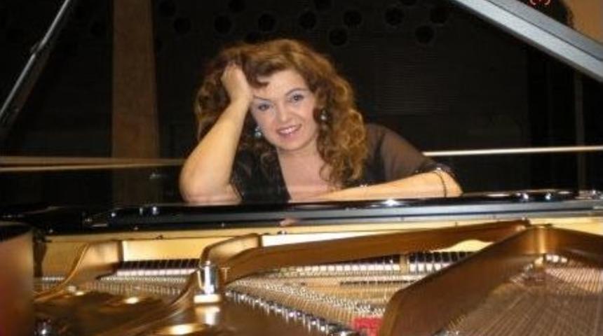 Kadın Sanat&ccedil;ılardan, Kadınlar İ&ccedil;in Konser