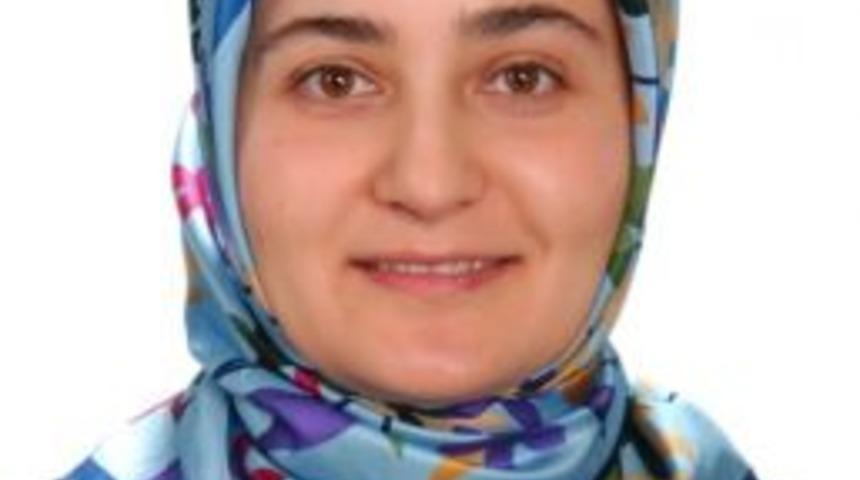 Memur-sen Ve Eğitim Bir-sen Manisa Kadınlar Komisyonu Başkanı Mehtap Şirin: