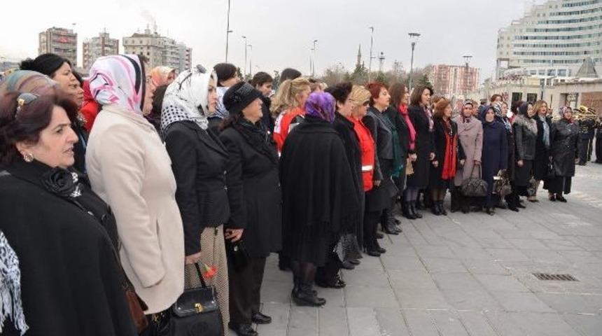8 Mart D&uuml;nya Kadınlar G&uuml;n&uuml; Kutlandı