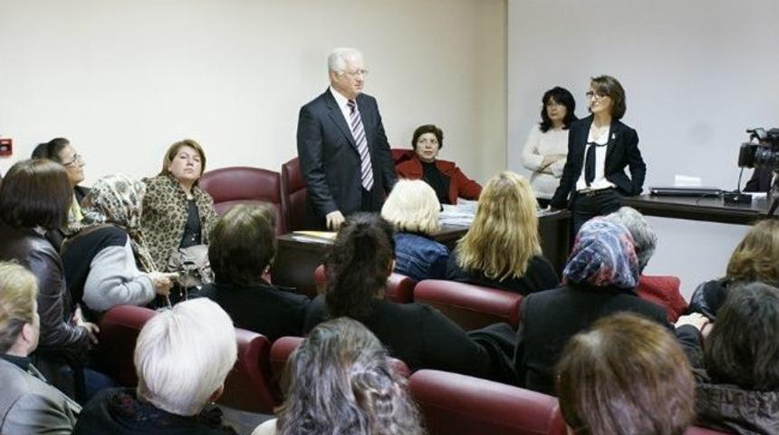 Mezitli'de Alzheimer Toplantısı