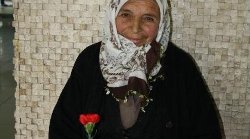 &Ouml;zel Avrupa Hastanesi Kadınları Unutmadı