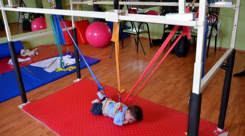 FED, Engelli &Ccedil;ocuklar I&ccedil;in Umut Işığı Oldu