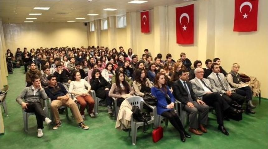 K&uuml;&ccedil;&uuml;k&ccedil;ekmece Belediyesi&rsquo;nden Kariyer Semineri
