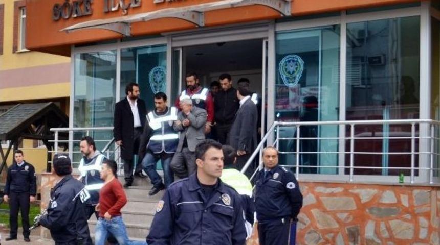 G&ouml;m&uuml; Altın Yalanıyla 800 Bin Tl Dolandıran 24 Kişi Adliyede