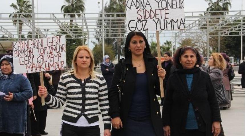 Mersin&rsquo;de 8 Mart D&uuml;nya Kadınlar G&uuml;n&uuml; Kutlanıyor