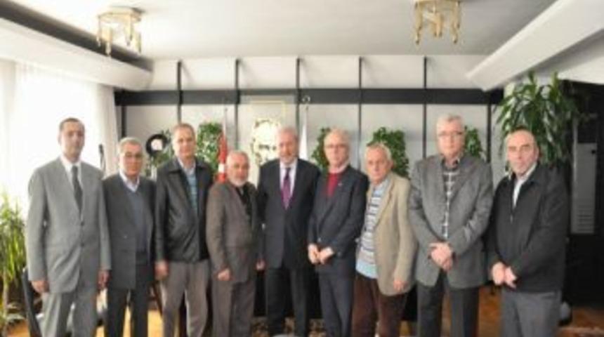 Kosovalılar, Başkan Okay’ı Ziyaret Etti